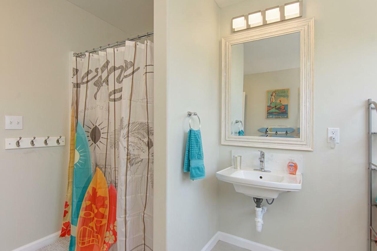 Ultimate Beach Bungalow - 1 Block From Beach - Huge Backyard Carlsbad Eksteriør bilde